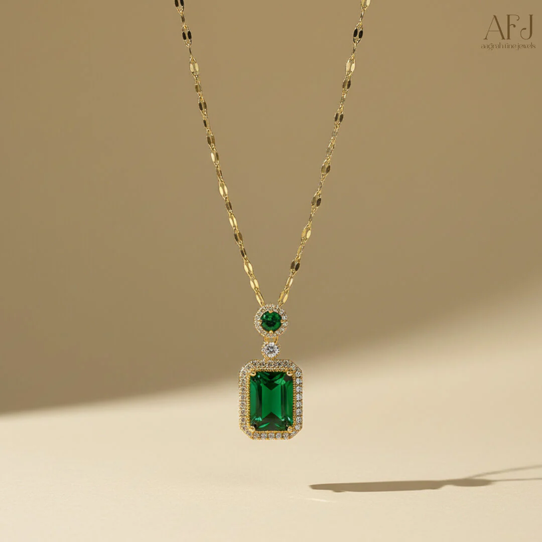 Gold-Plated Elegant Emerald Geometric Pendant Set - Image 4