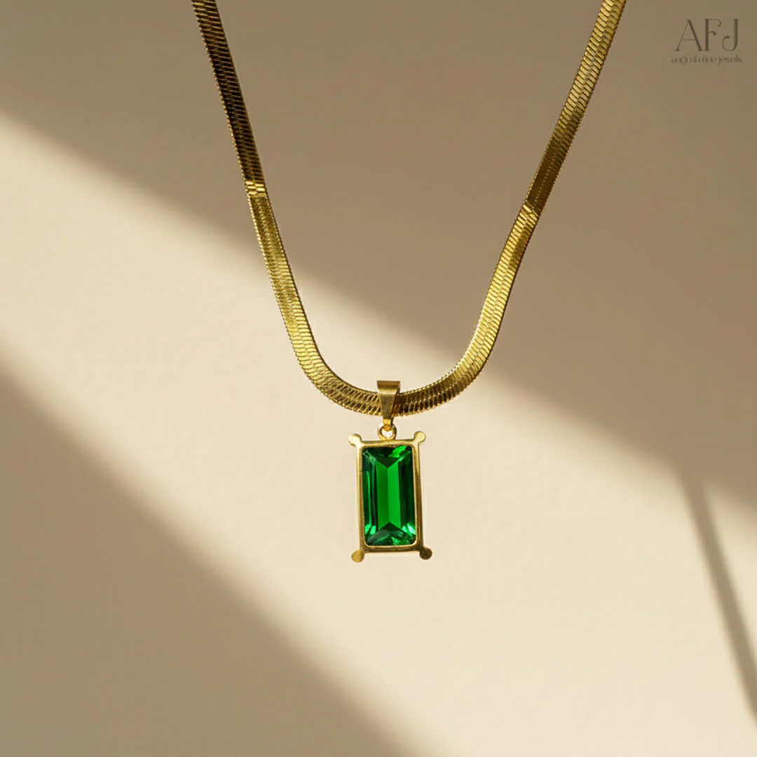 The Emerald Radiance Geometric Pendant Necklace - Image 4